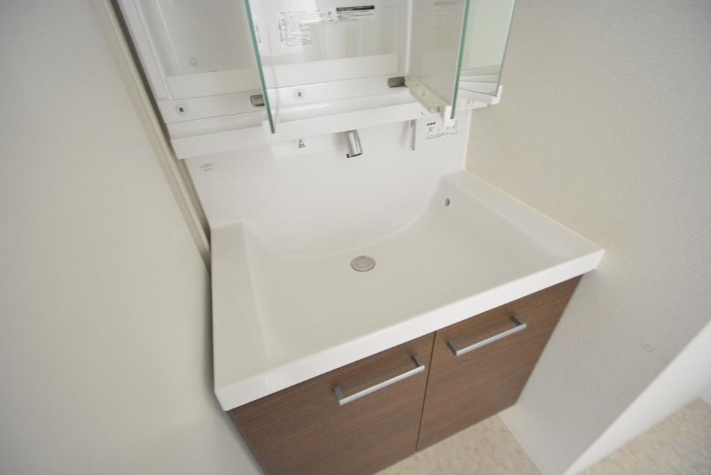 洗面設備　洗髪洗面化粧台