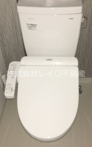 トイレ　清潔感のあるトイレです