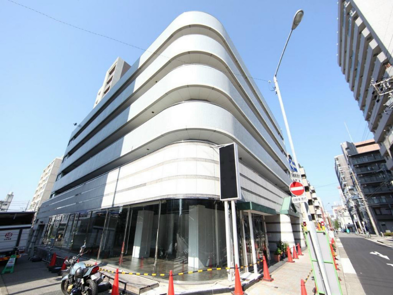 建物外観　外観　オートロック　コインランドリー　1Ｆにコンビニ　家具家