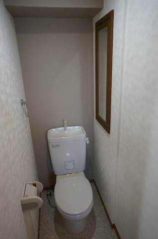 トイレ　別号室