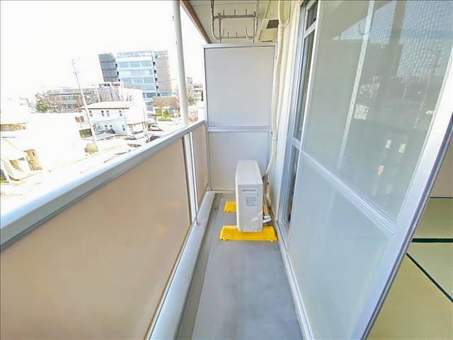 バルコニー　東向きのベランダです