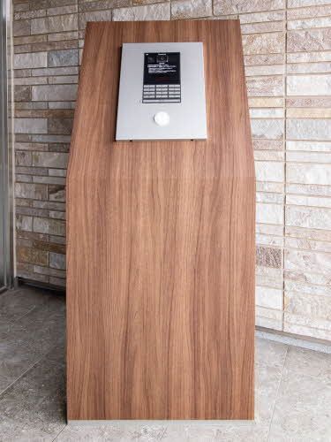 建物外観　オートロック物件です。