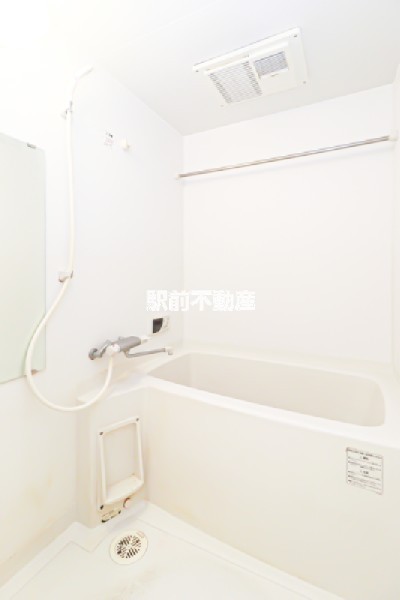 バス・シャワールーム　※同マンション別部屋