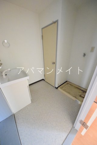 その他設備　洗濯機置場です