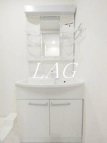 洗面設備　洗面台です。