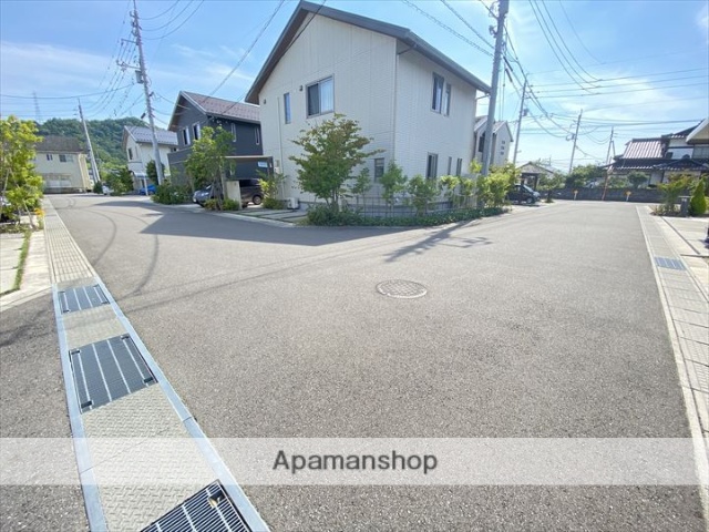 その他　前面道路２（その他）まで0m