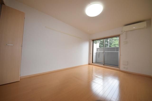 居室・リビング　★洋室8.5帖★