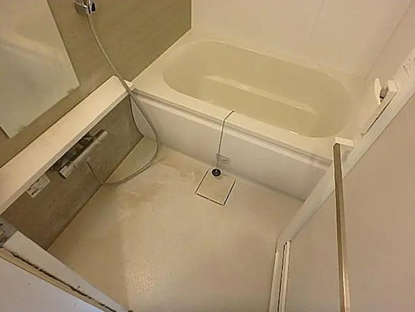 バス・シャワールーム　風呂