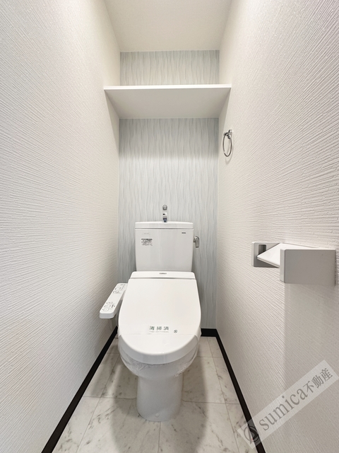 トイレ　温水洗浄便座付き♪♪