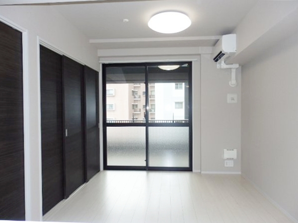 居室・リビング　開放感のあるゆったりとしたお部屋です♪