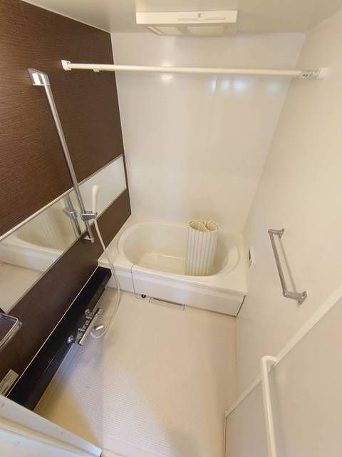 バス・シャワールーム　別部屋参考写真