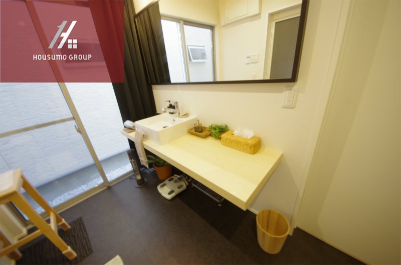 洗面設備　コンパクトで使いやすい洗面所