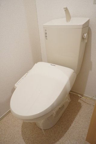 トイレ　清潔感のあるトイレです