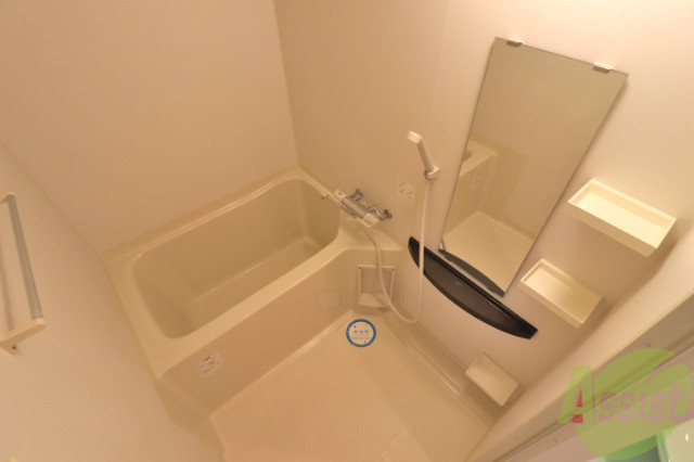 バス・シャワールーム　清潔感のあるバス