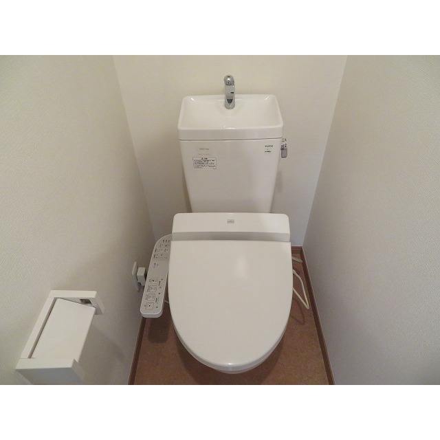 トイレ　シンプルで使いやすいトイレです