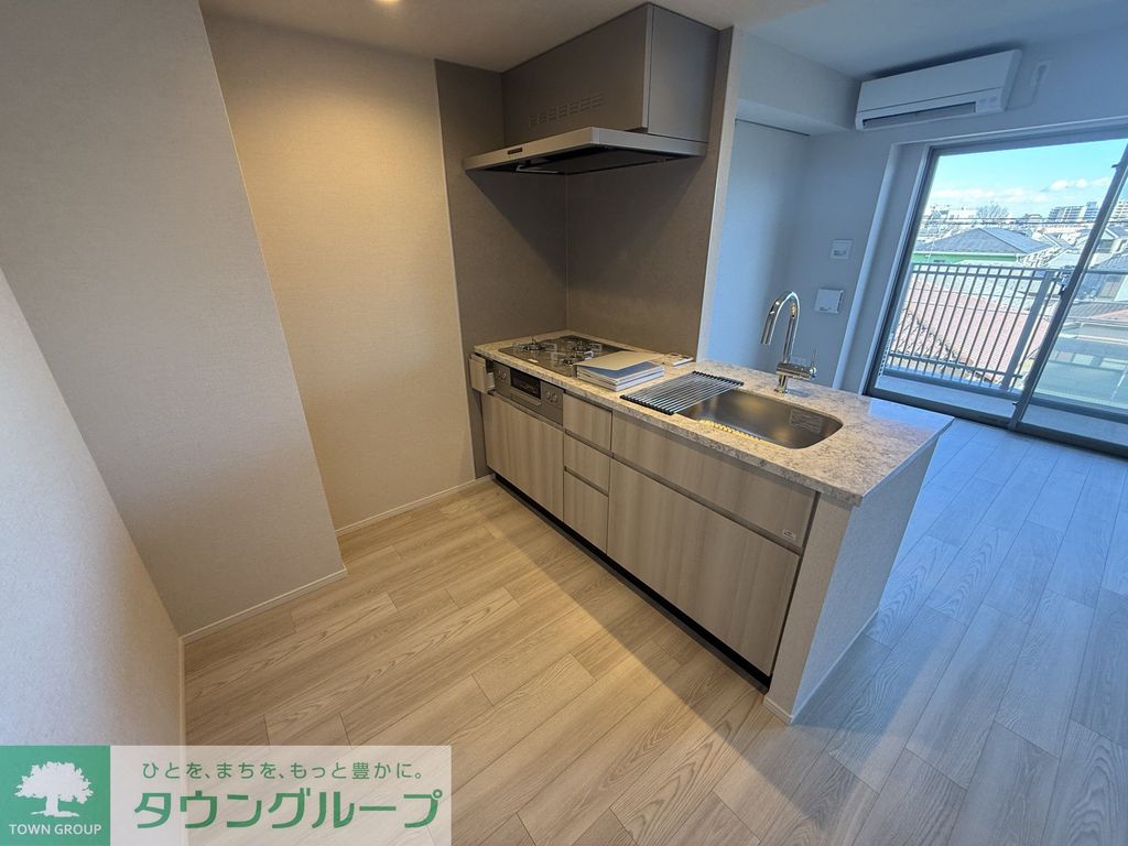 キッチン　バルコニー