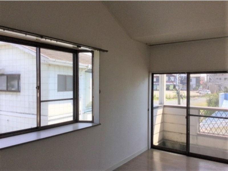 居室・リビング　図面と現状に相違がある場合には現状を優先