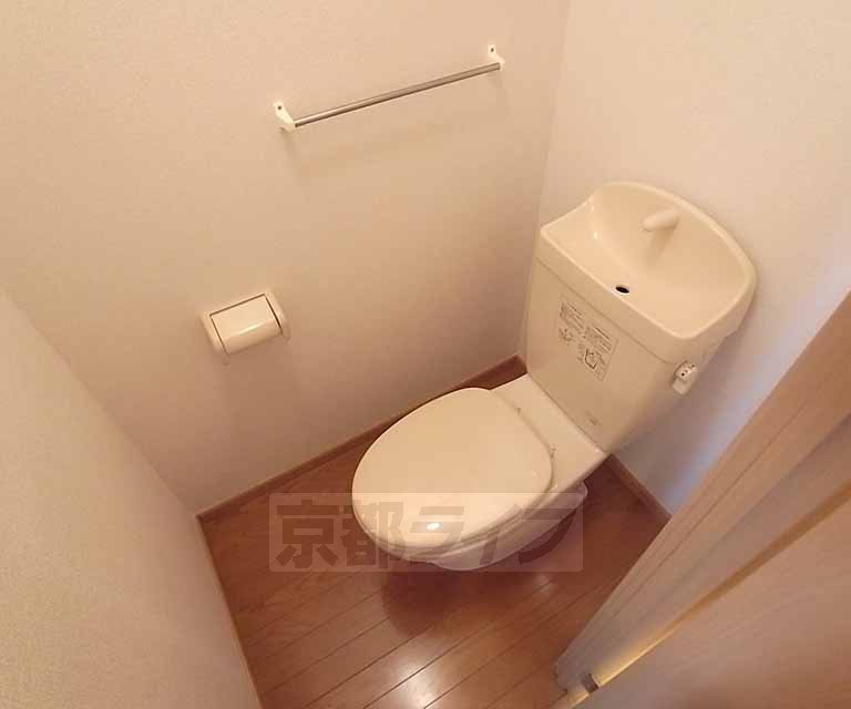 トイレ　清潔感のあるトイレです。