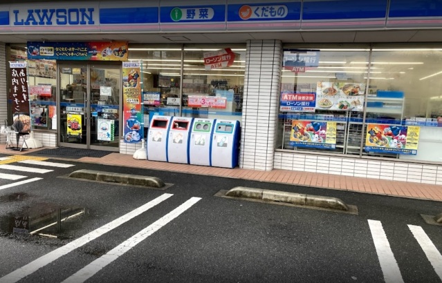 コンビニ　ローソン吹田岸部北三丁目店（コンビニ）まで300m