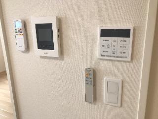 その他設備　カメラ付インターホン
