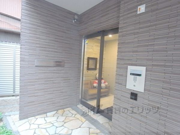 エントランス　エントランス