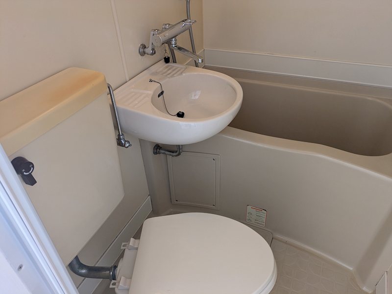 バス・シャワールーム　同物件別号室のお写真です（308号室）