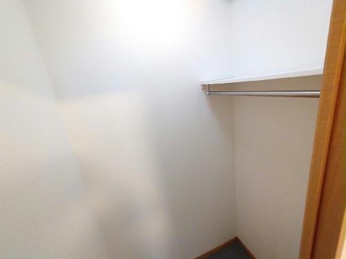 収納　ウォークインクローゼット