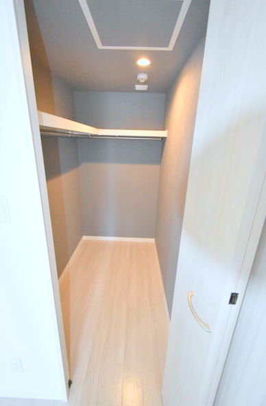 収納　ウォークインクローゼットです☆