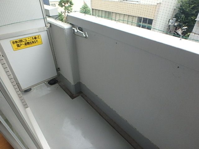 バルコニー　バルコニー