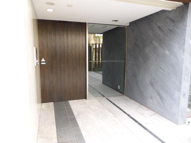 エントランス　エントランス