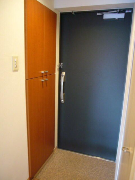 玄関　※同タイプ別部屋