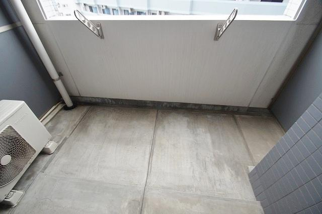 バルコニー　お洗濯にも便利なバルコニー付き