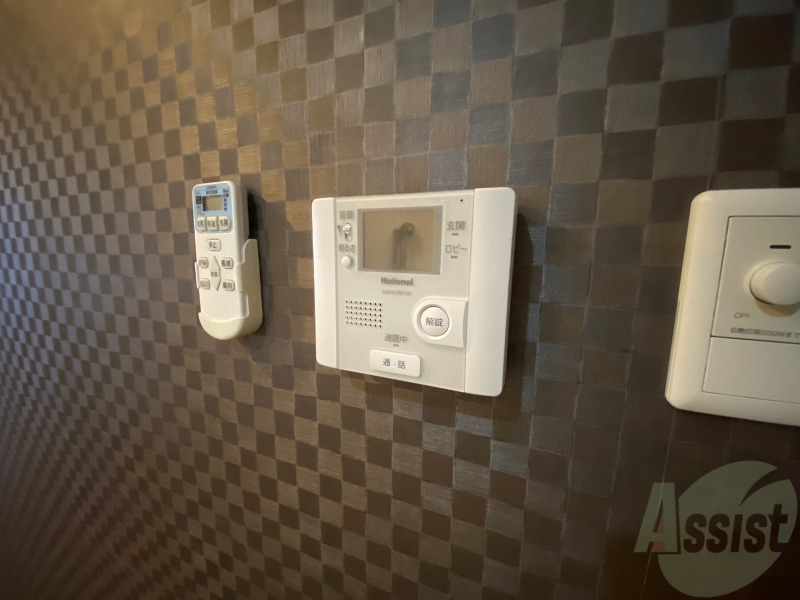 セキュリティ　ＴＶモニター付インターホンです。来客者の顔が見えるので安心！