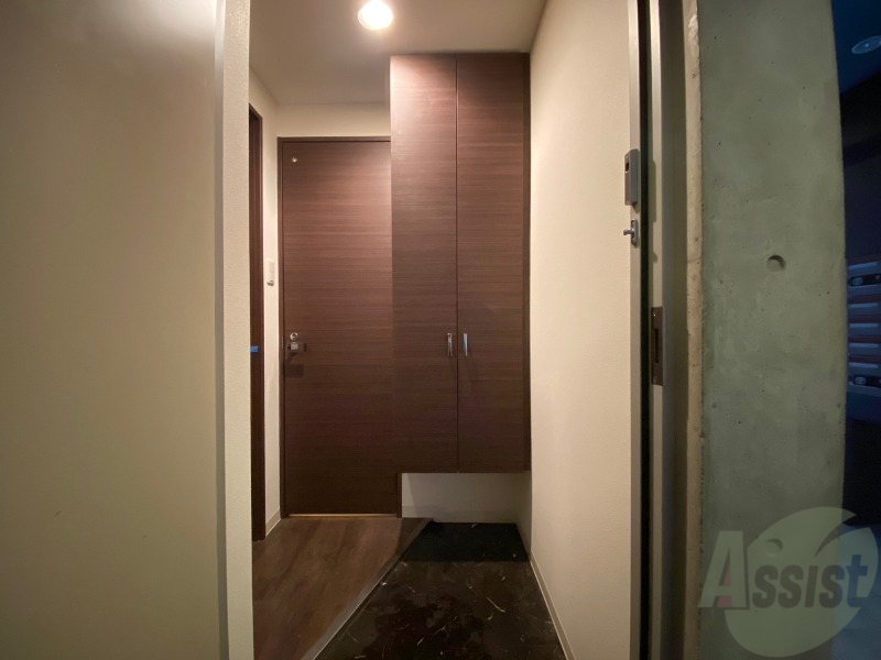 玄関　玄関の様子です。明るい印象ですね。気分もあがりそう。