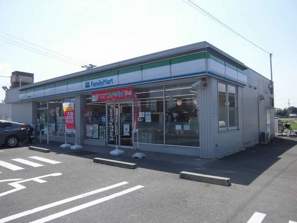 コンビニ　ファミリーマート一宮東五条店（コンビニ）まで1500m