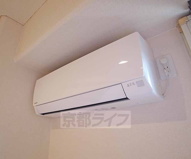 その他設備　冷暖房付です。