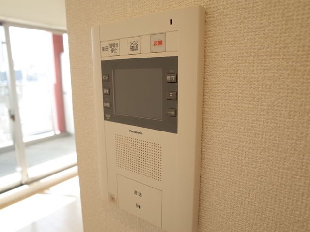 セキュリティ　来客の方が見えて安心、ＴＶモニターホン。