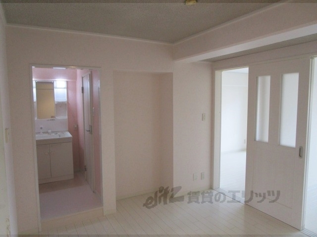 居室・リビング　居室