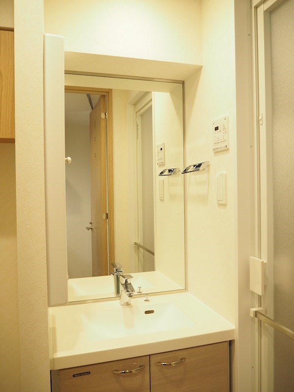 洗面設備　独立洗面台