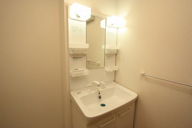 洗面設備　独立洗面台