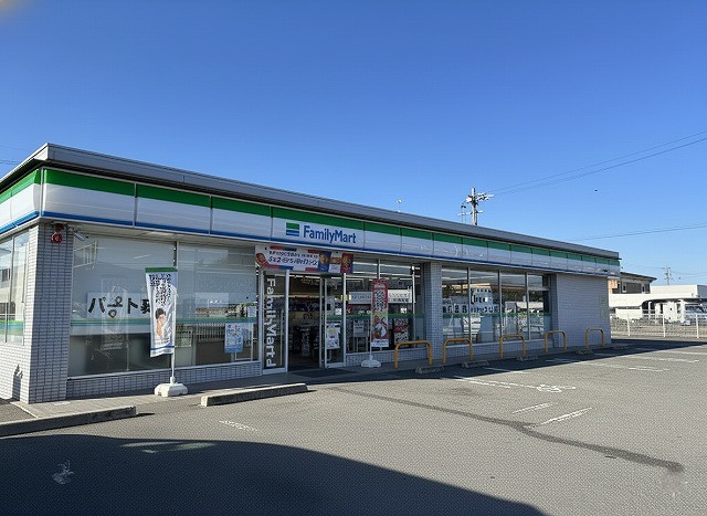 コンビニ　ファミリーマート 長野合戦場店（コンビニ）まで350m