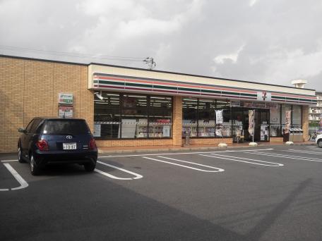 その他　セブンイレブン山口上平井店（その他）まで666m