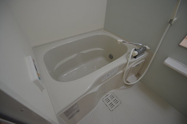 バス・シャワールーム　追い焚き機能付き