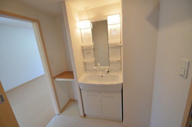 洗面設備　洗髪洗面化粧台！