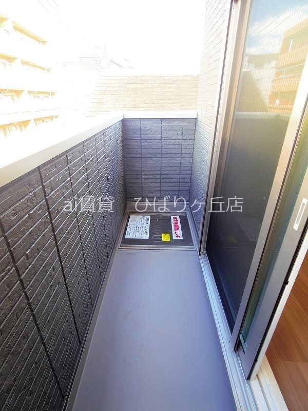 バルコニー　※同仕様写真