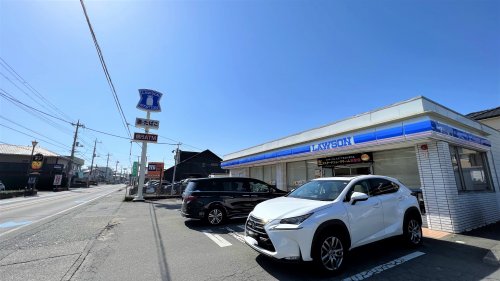 コンビニ　ローソン 沼津下香貫店（コンビニ）まで425m