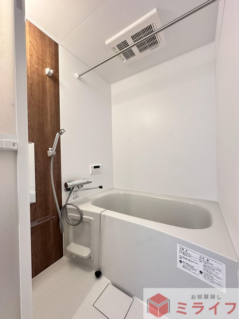 バス・シャワールーム　追炊き＆浴室乾燥機付き