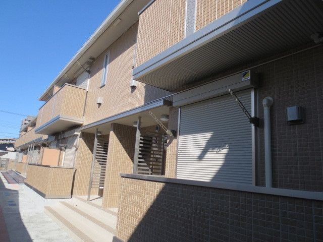 エントランス　タウンハウジング分倍河原店に是非お越しください♪