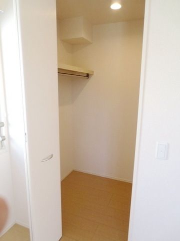 収納　★ウォークインクローゼット★