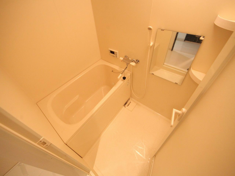 バス・シャワールーム　追い焚き（高温さし湯式）浴室暖房乾燥機付バスルーム